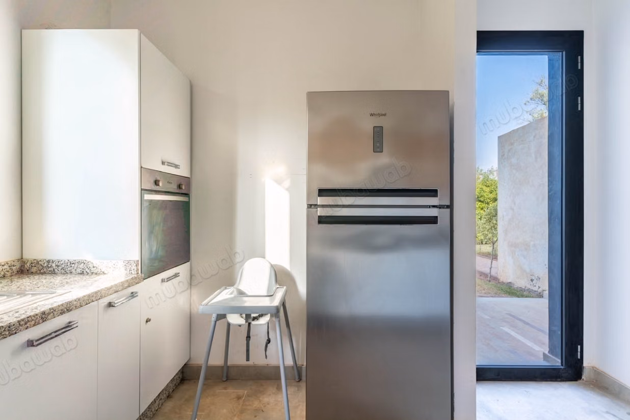 Superbe villa à louer à Route de Fez.
Surface de 1060 m².
Bien meublé
