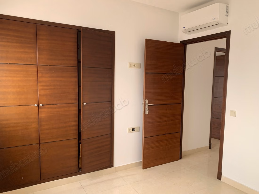 Retrait 9 Etage 163 m² 3 chambres Grande terasse