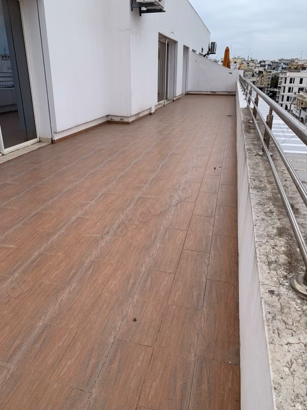 Retrait 9 Etage 163 m² 3 chambres Grande terasse