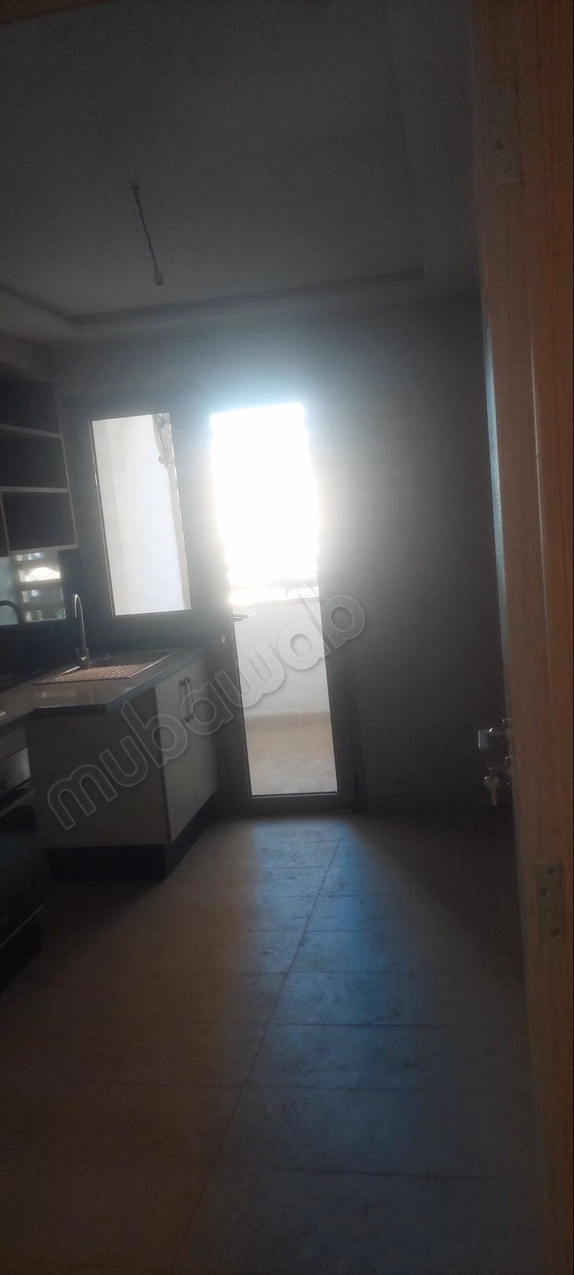 Bel appartement à louer au centre. Superficie 97 m². Jardin et terrasse