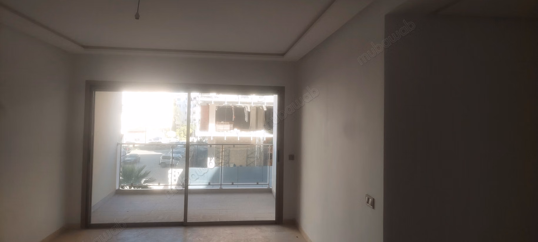 Bel appartement à louer au centre. Superficie 97 m². Jardin et terrasse