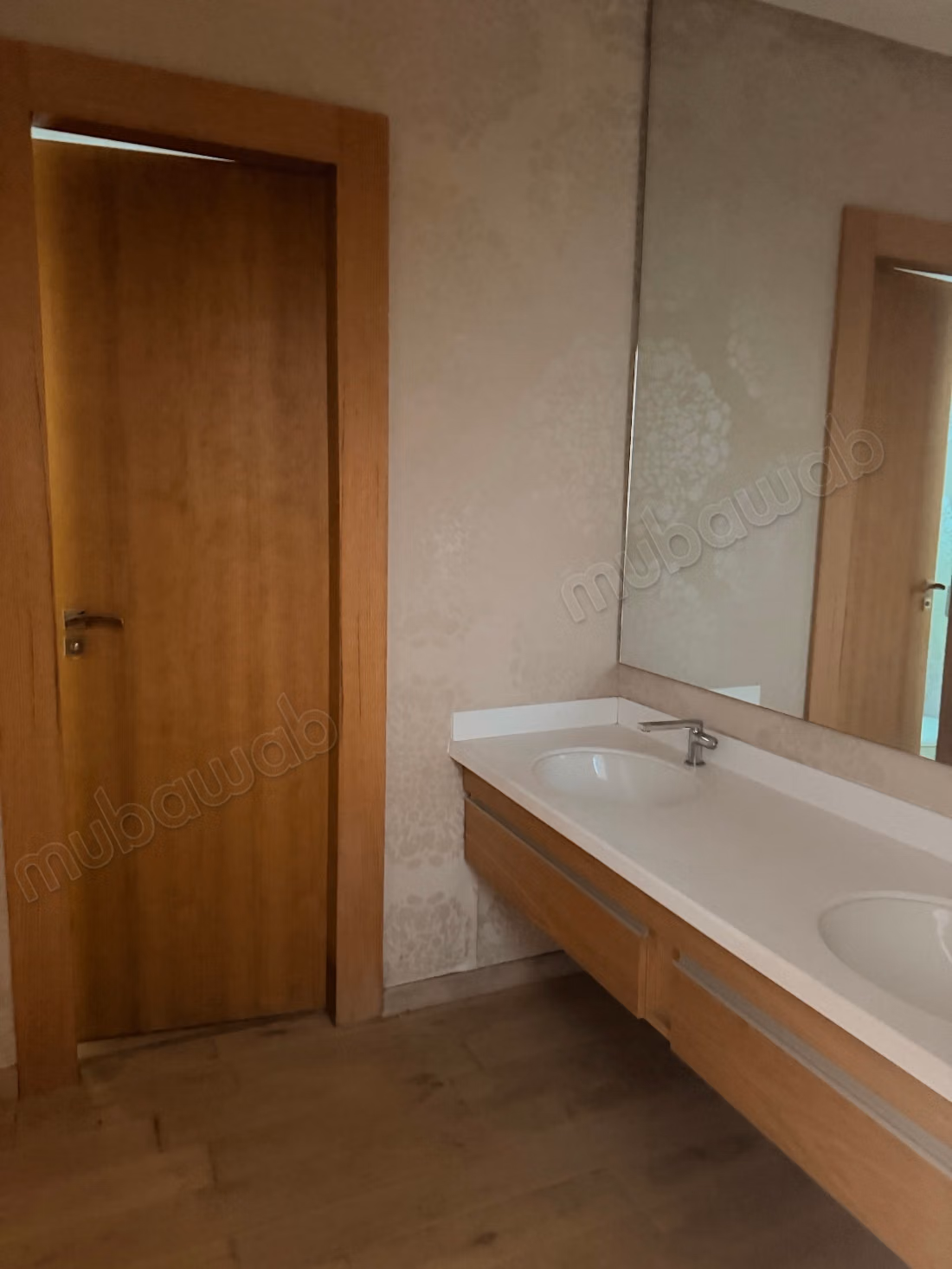 Bellissima villa recente in affitto per uso professionale uffici
