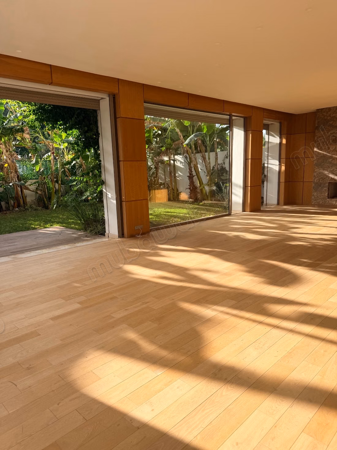 Bellissima villa recente in affitto per uso professionale uffici