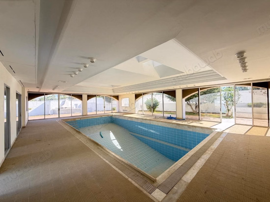 For rent villa on Rue du Parc Soukra