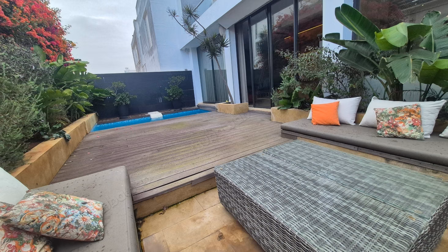 Villa contemporaine à Nawrass