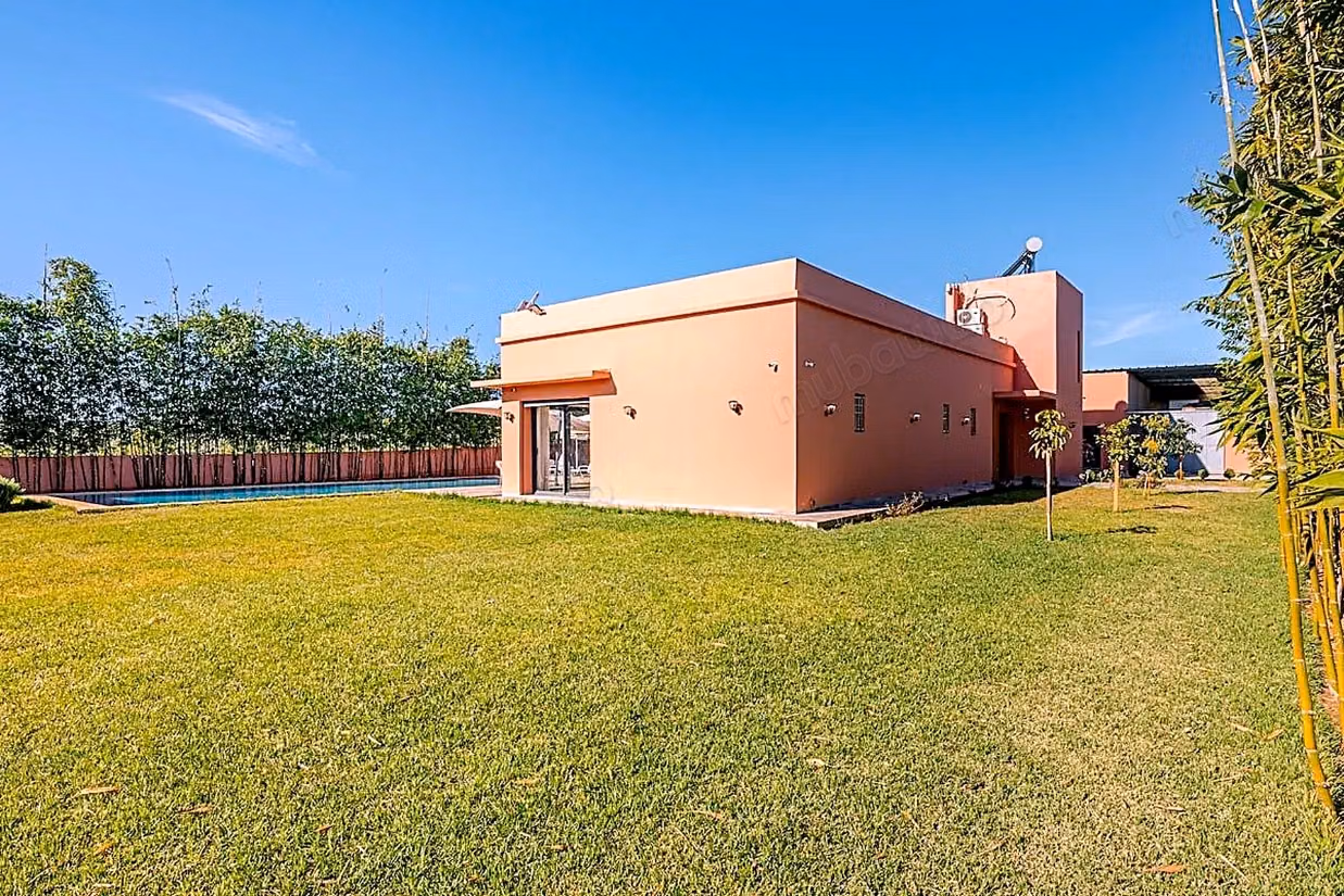 Villa avec piscine à vendre près de la Maâmora