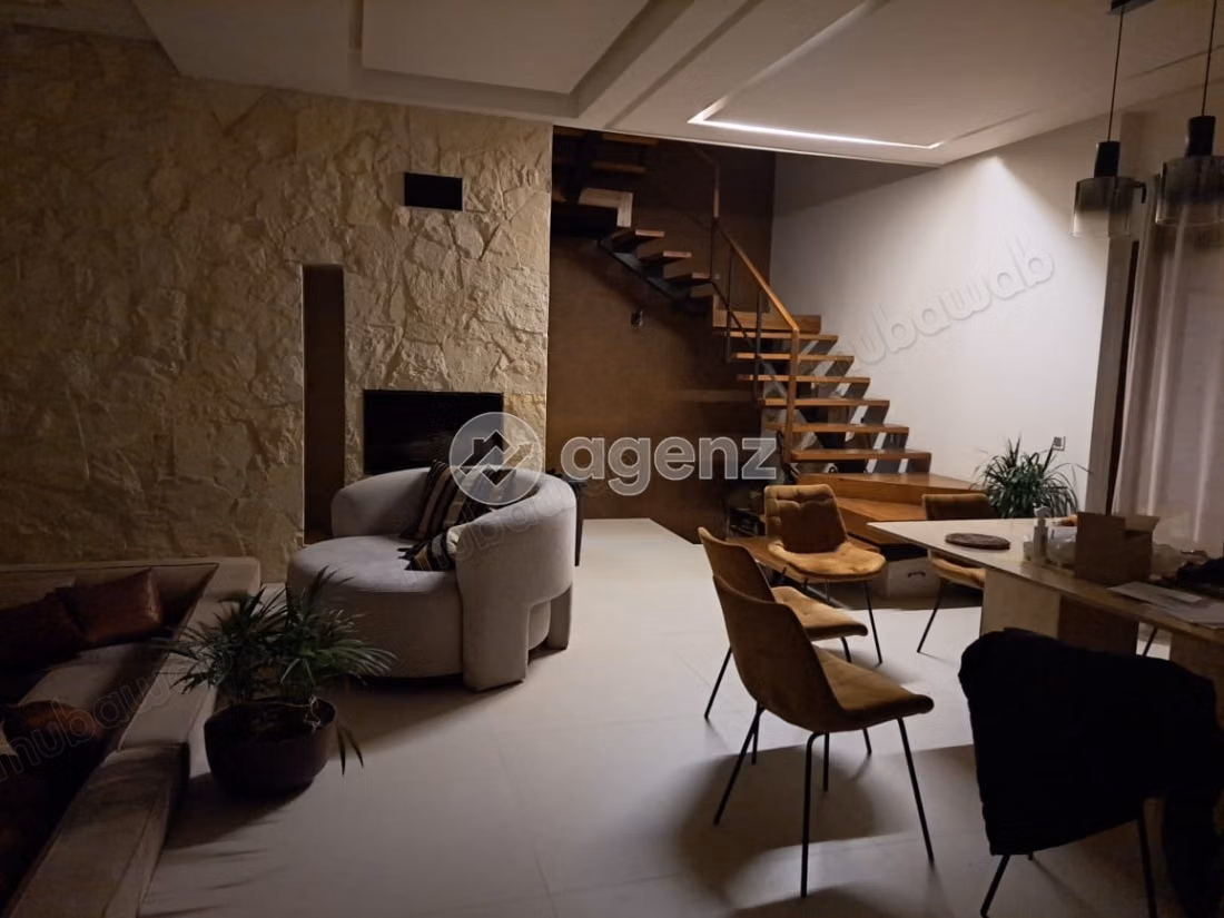 Villa à vendre 302 m², 3 chambres 
Route de Casablanca 
Marrakech