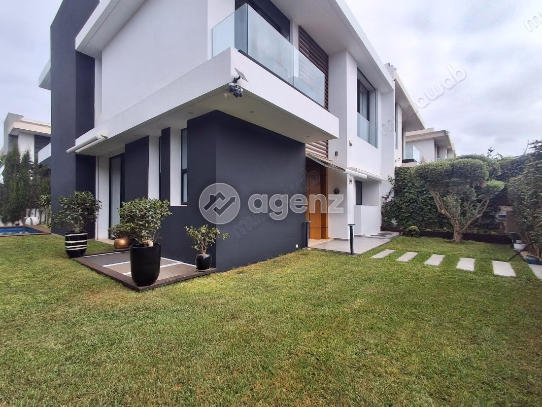 Villa à vendre 350 m², 4 chambres 
Autre Dar Bouazza