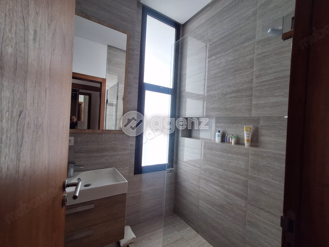 Villa à vendre 350 m², 4 chambres 
Autre Dar Bouazza