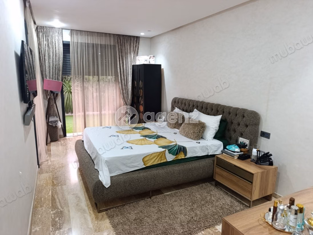 Appartement à vendre 258 m², 4 chambres 
Almaz Dar Bouazza