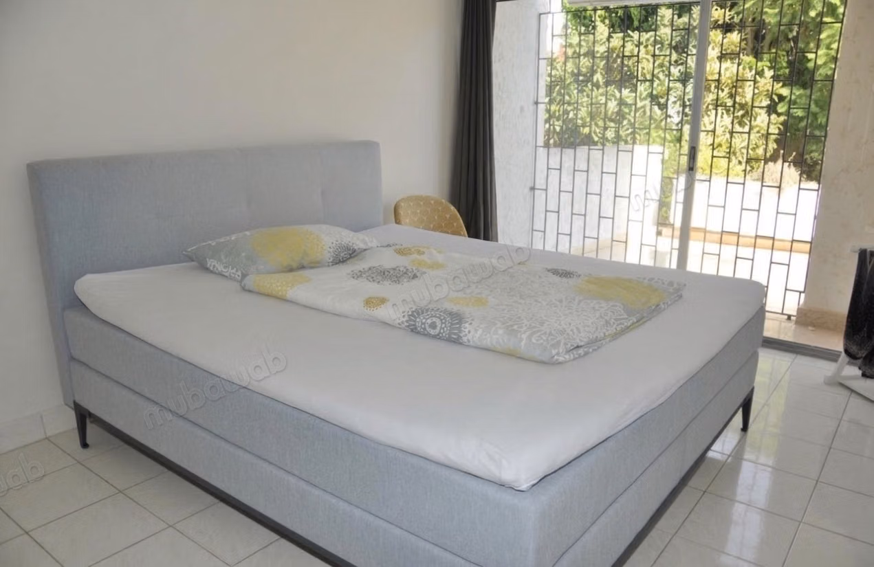 Huur van een villa van hoge kwaliteit in Agdal. Totale oppervlakte 650 m². Tuin en terras