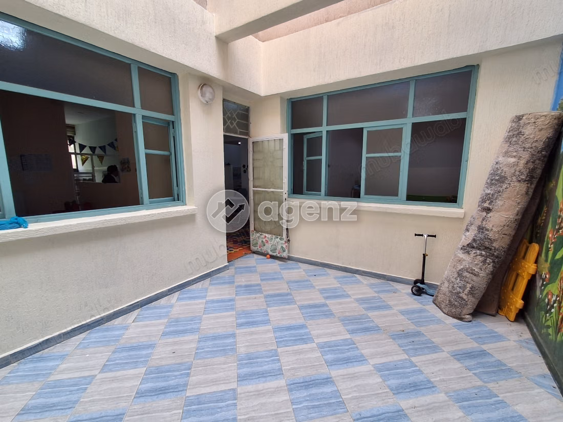 Commerce à vendre 100 m² 
hay chemaou 
Salé