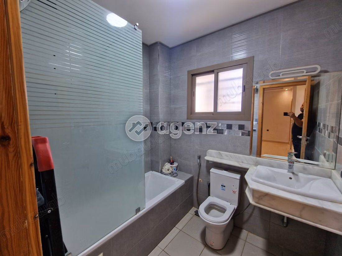 Villa à vendre 200 m², 4 chambres 
Naim Meknès
