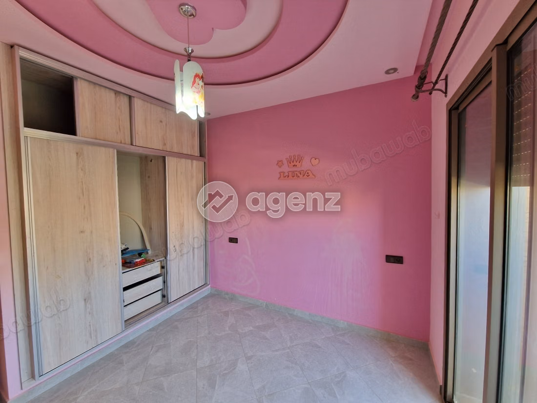 Villa à vendre 200 m², 4 chambres 
Naim Meknès