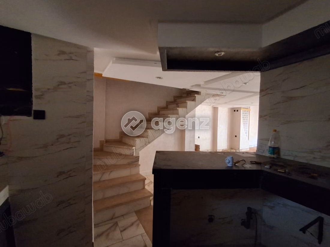 Commerce à vendre 55 m² 
Residence lamia 
Skhirate 
Témara