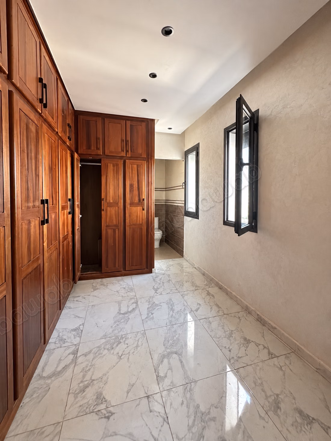 Villa à Louer – Hay Hassani – 220 m²