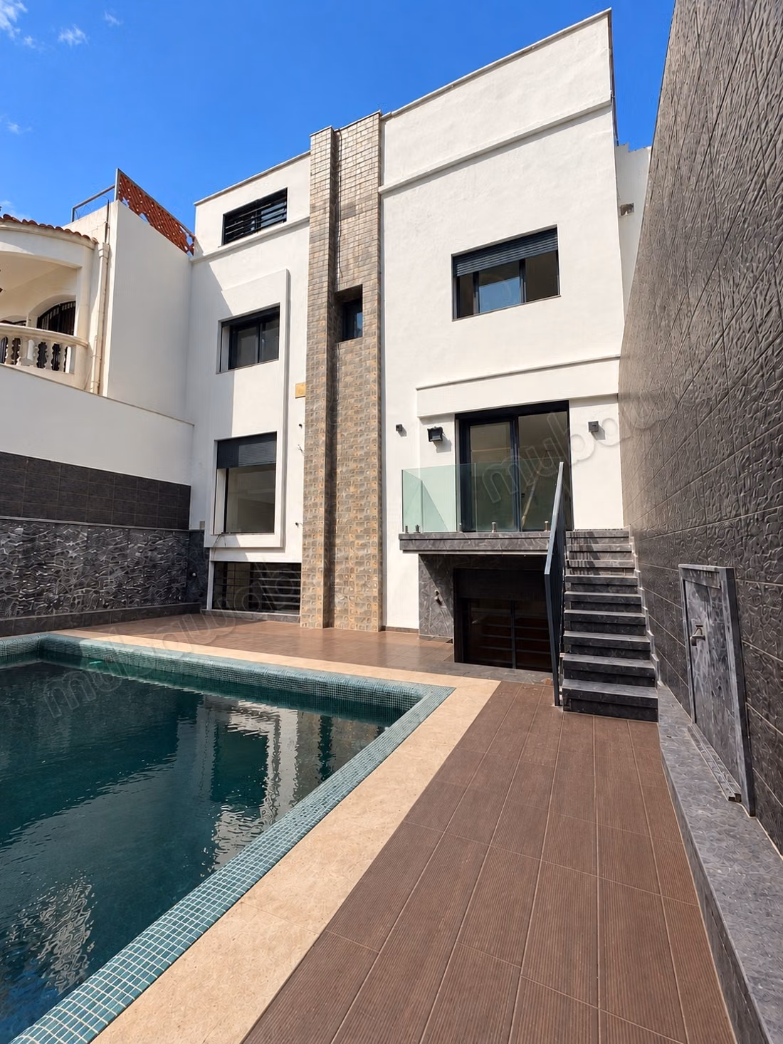 Villa à Louer – Hay Hassani – 220 m²