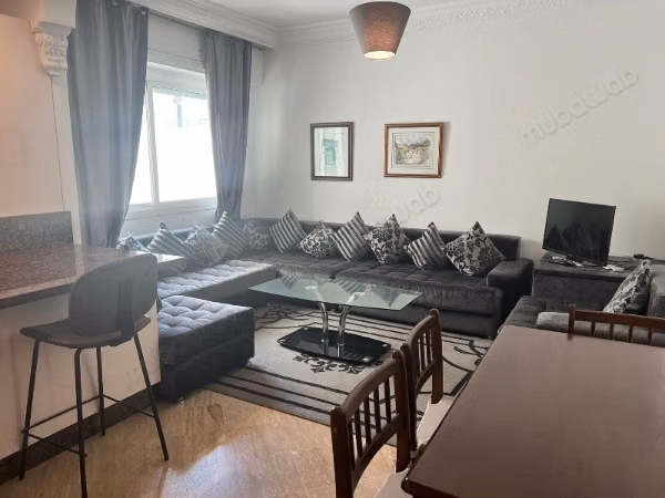 Studio meublé à louer à BOURGOGNE OUEST
