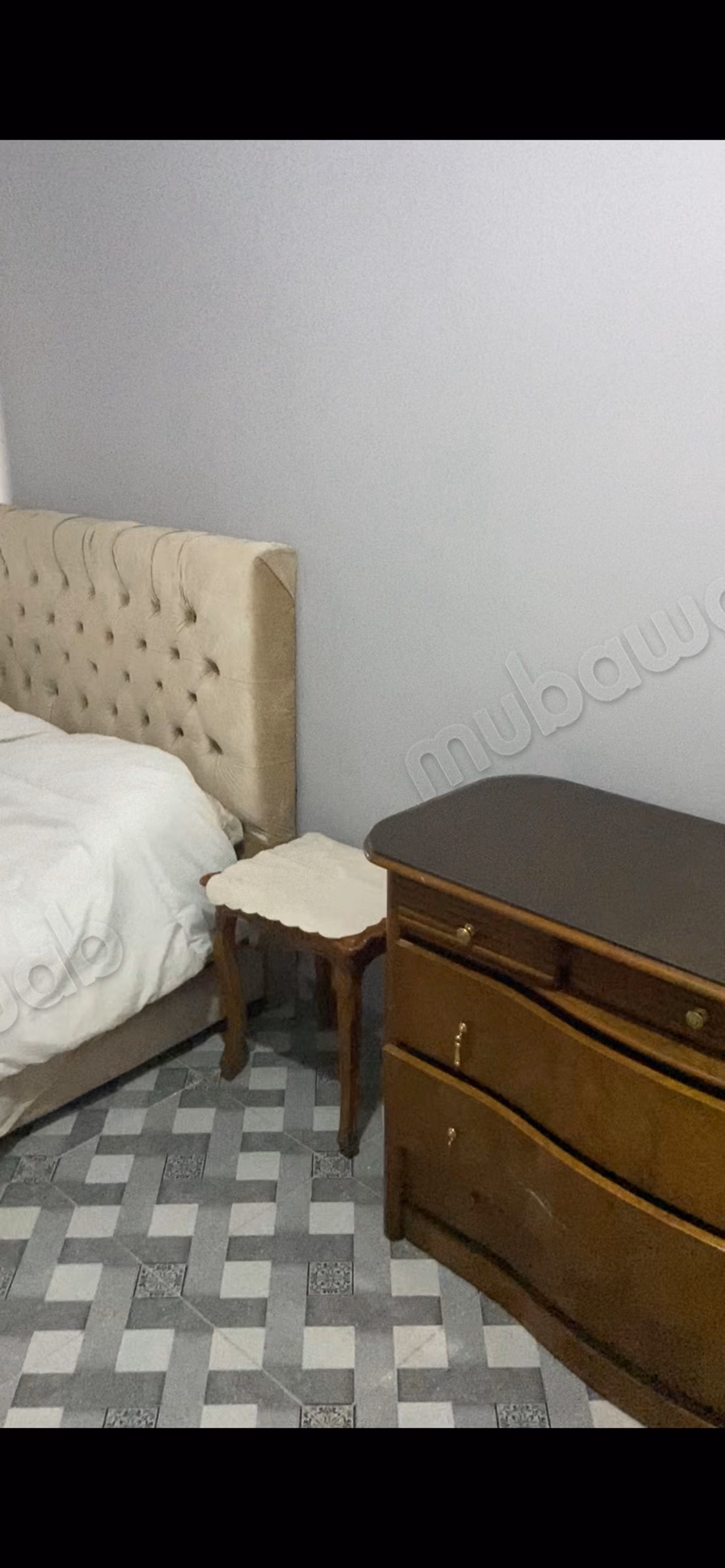 Location d'un appartement à Msala. 
Surface de 60 m². 
Bien meublé