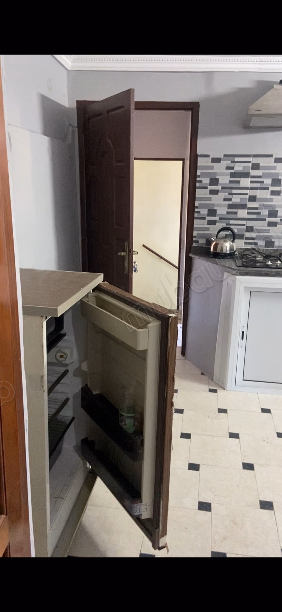 Location d'un appartement à Msala. 
Surface de 60 m². 
Bien meublé