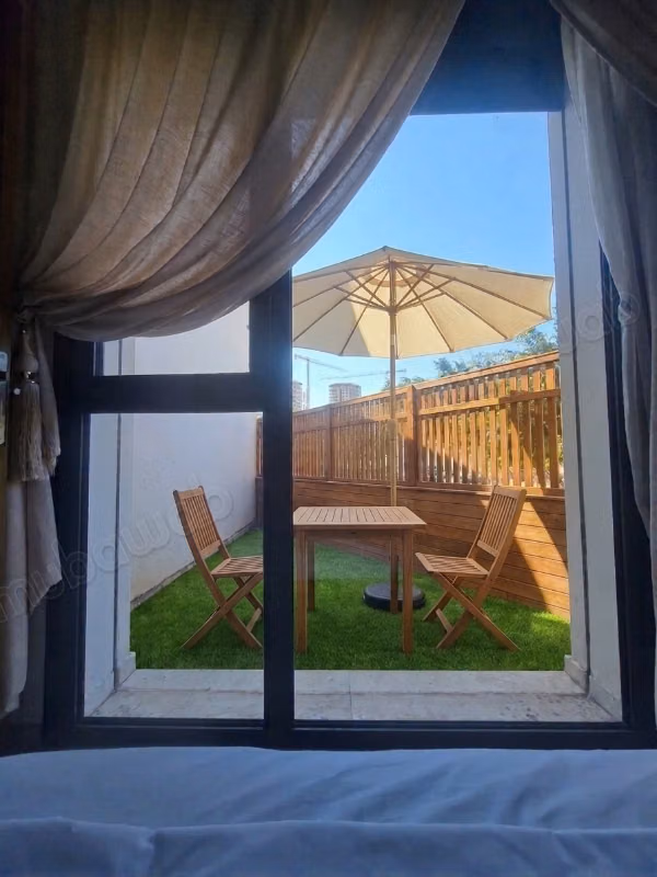 Location d'un appartement à Casablanca Finance City. 4 grandes pièces. Bien meublé