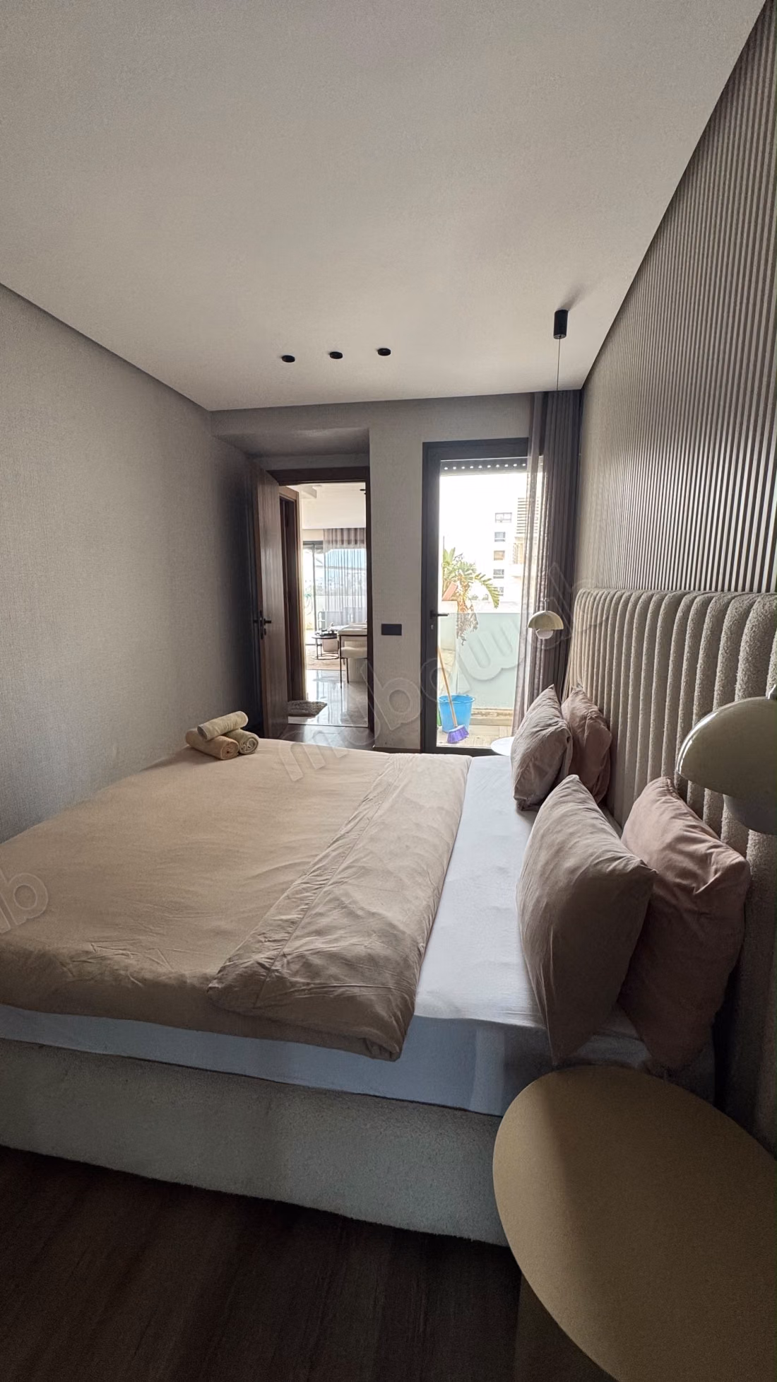 Studio a vendre la corniche avec terrasse a vendre terrasse