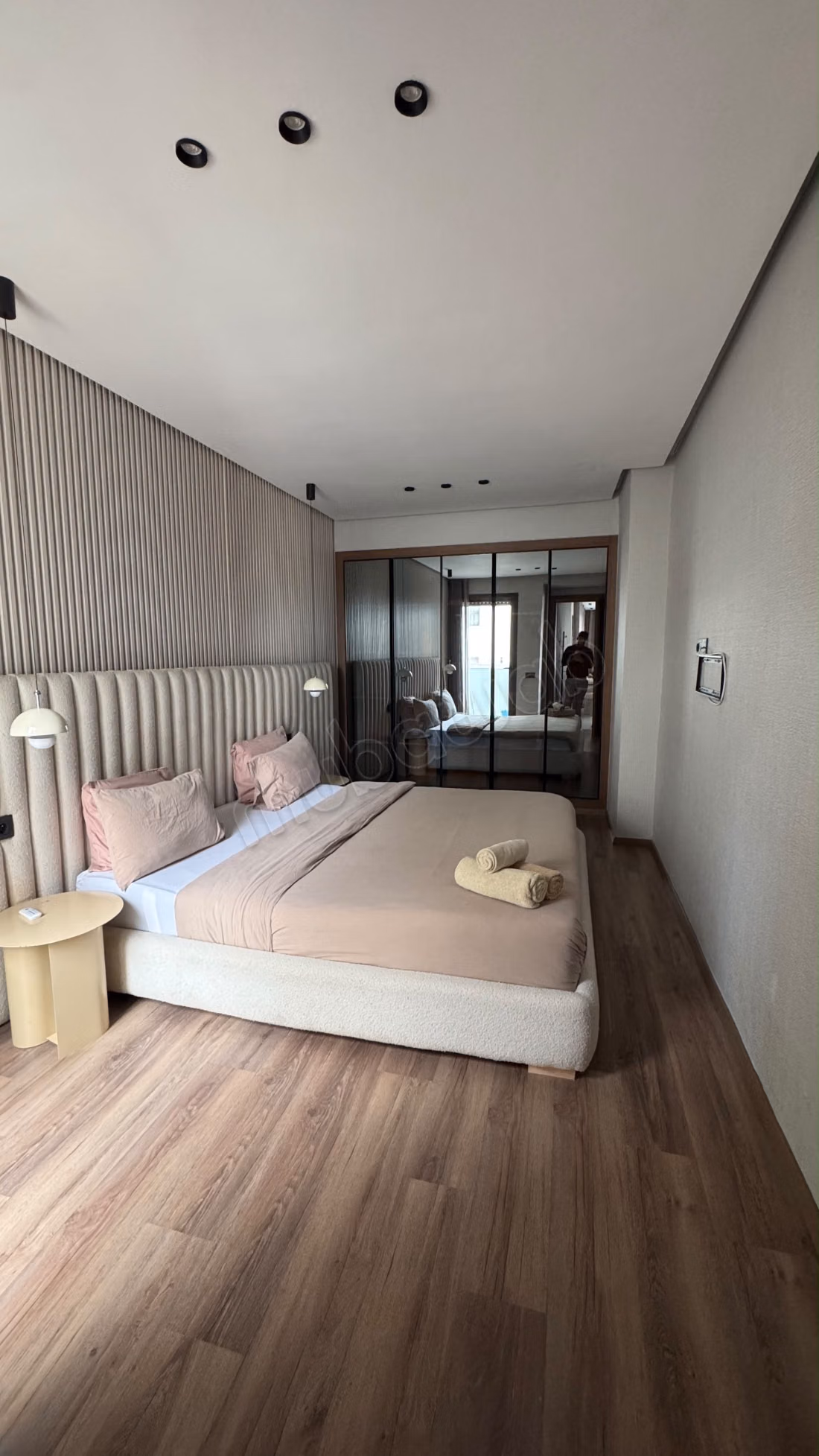 Studio a vendre la corniche avec terrasse a vendre terrasse