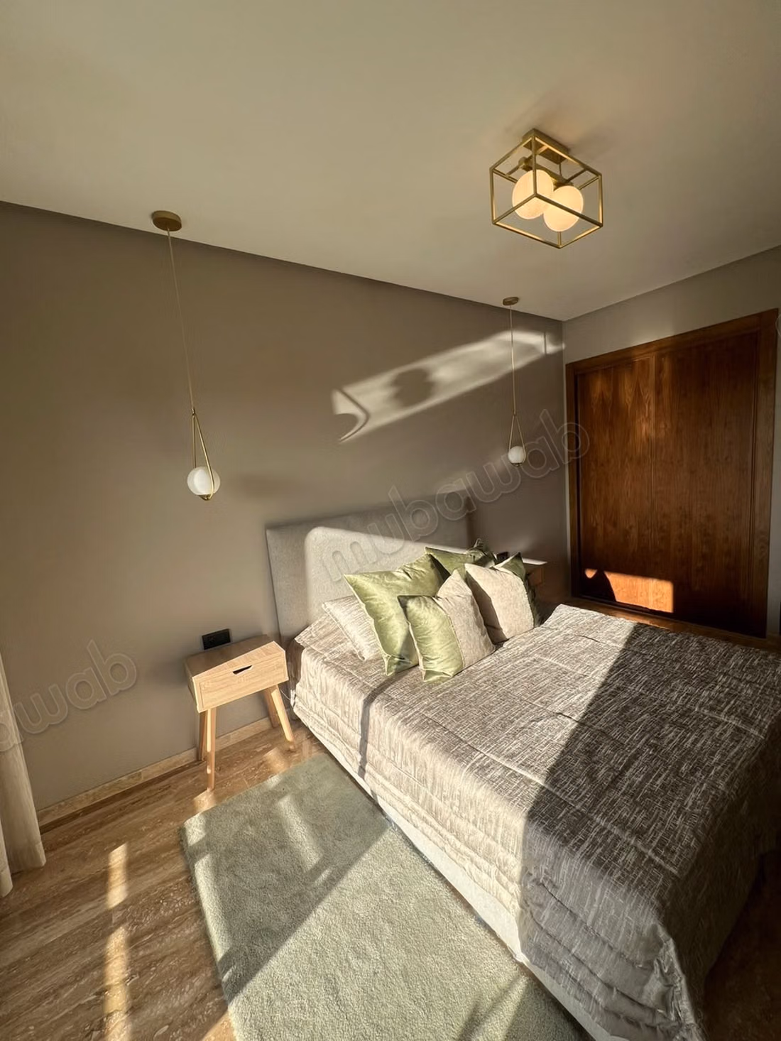 RDJ meublé 312 m² avec piscine Dar Bouazza