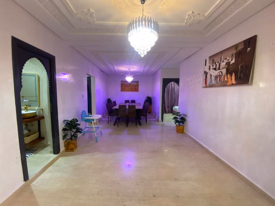 Villa de Lujo con Piscina Climatizada en Kawtar