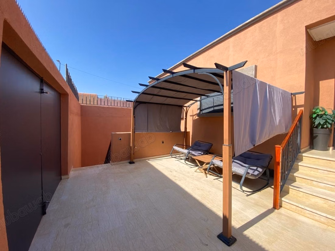 Villa de Lujo con Piscina Climatizada en Kawtar