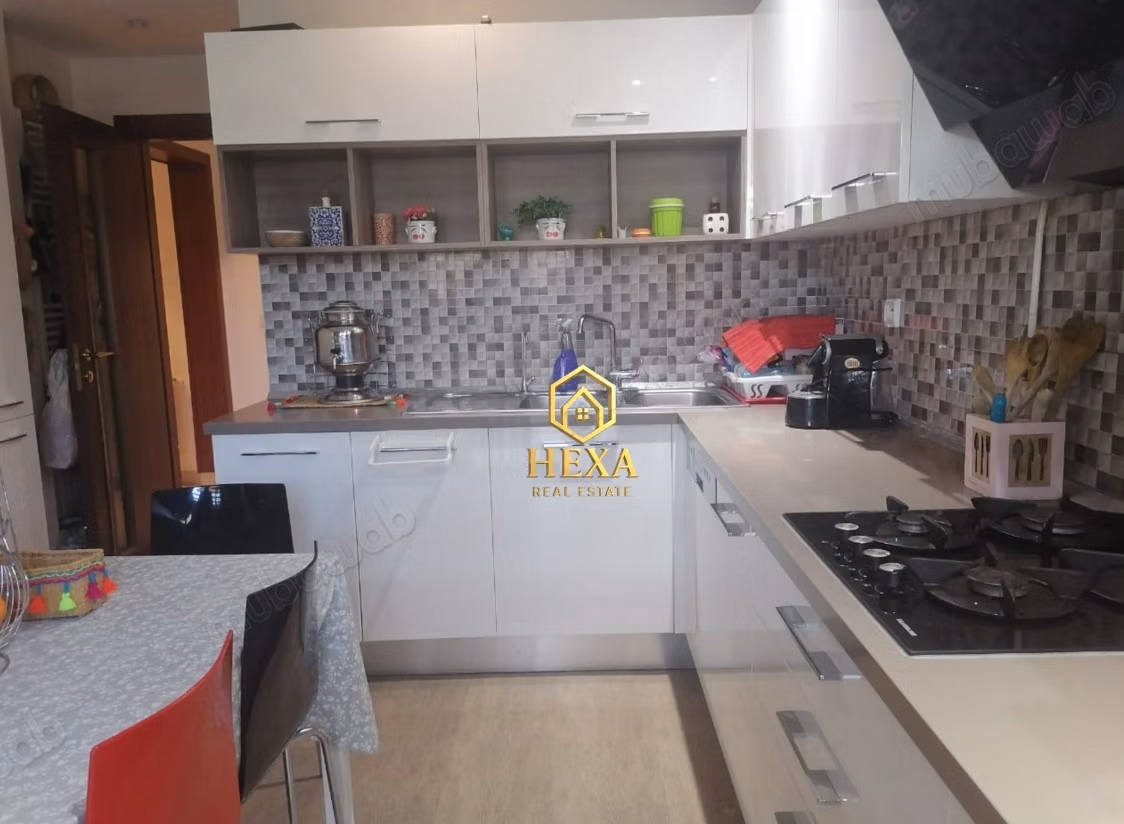 Appartamento S3 al piano terra con piscina a La Soukra