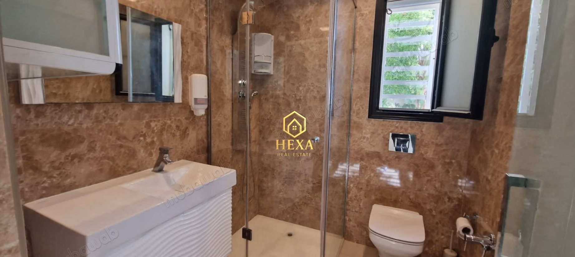 Appartamento S3 al piano terra con piscina a La Soukra