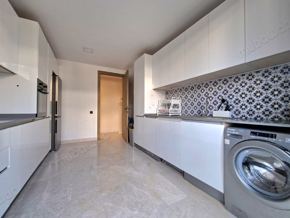 Appartement meublé à louer 
ain diab extension