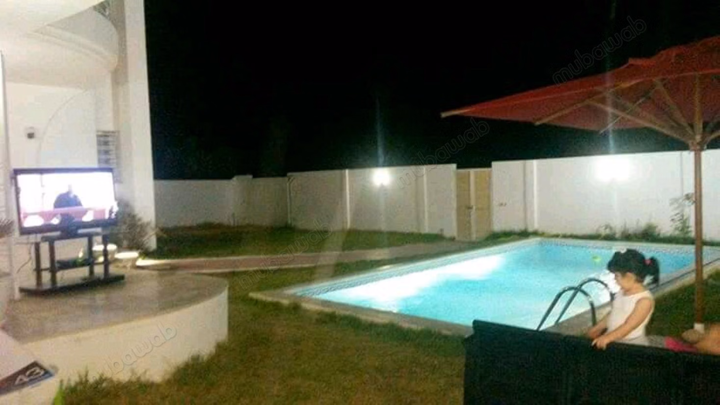 Villa de luxe à louer à Hammamet Nord. 
Surface de 320 m². 
Meublé