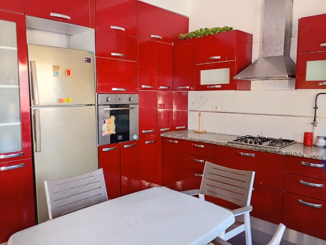 Villa de luxe à louer à Hammamet Nord. 
Surface de 320 m². 
Meublé