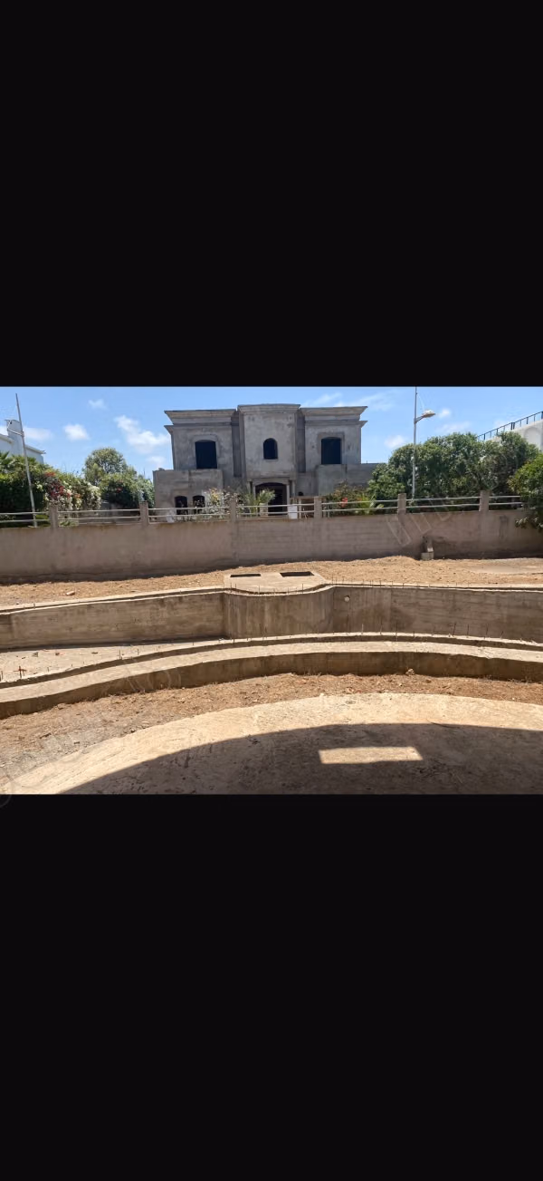 Villa à nawrass. D’ Bouazza semi finie