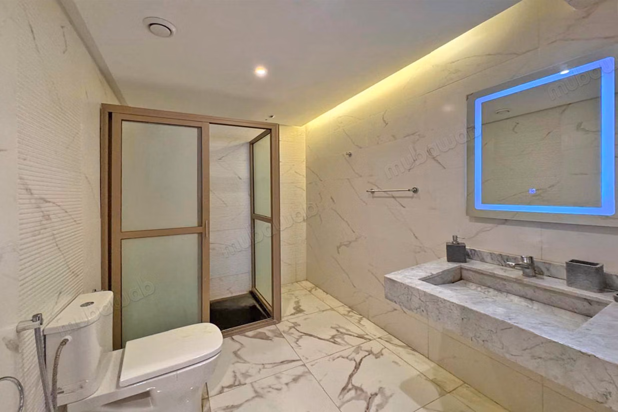 Appartement meublé 2 chambres à louer à l'année