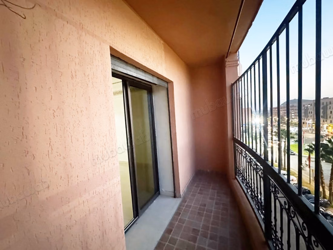 Apartamento vacío en alquiler