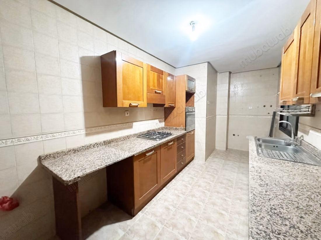 Apartamento vacío en alquiler