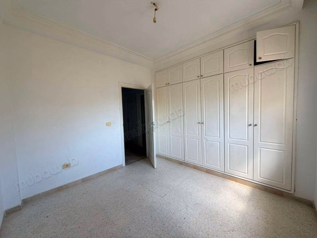  À VENDRE – APPARTEMENT S3, CITÉ EL WAHAT   Cité El Wahat