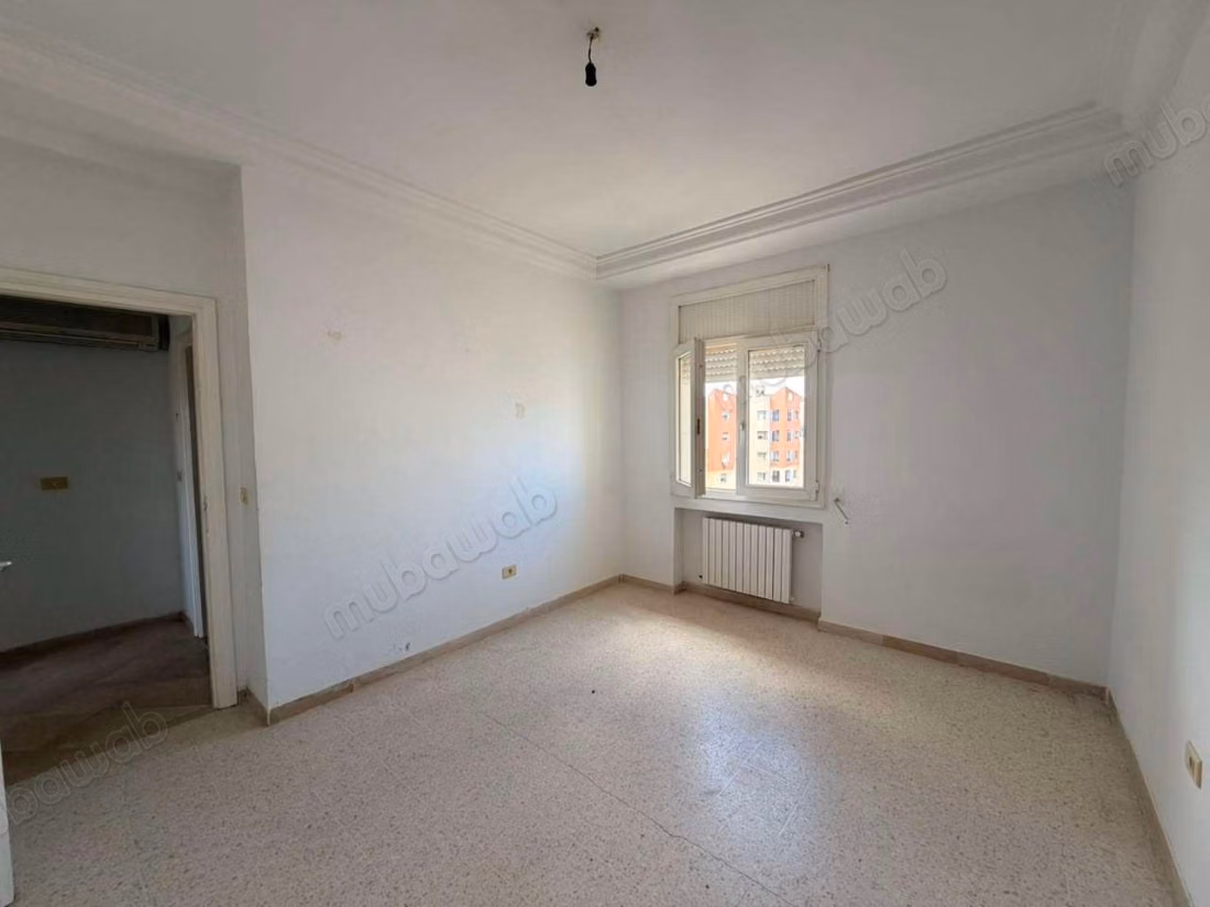  À VENDRE – APPARTEMENT S3, CITÉ EL WAHAT   Cité El Wahat