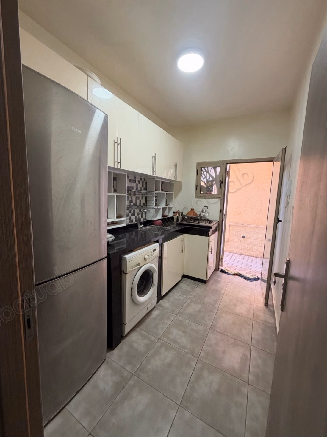 Louez cet appartement à Route Amizmiz. 2 pièces. Lave linge