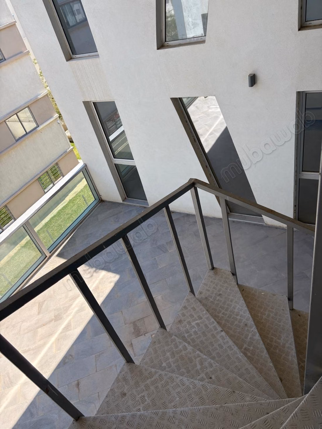 Exclusive Commercial and Office Building LAC 2