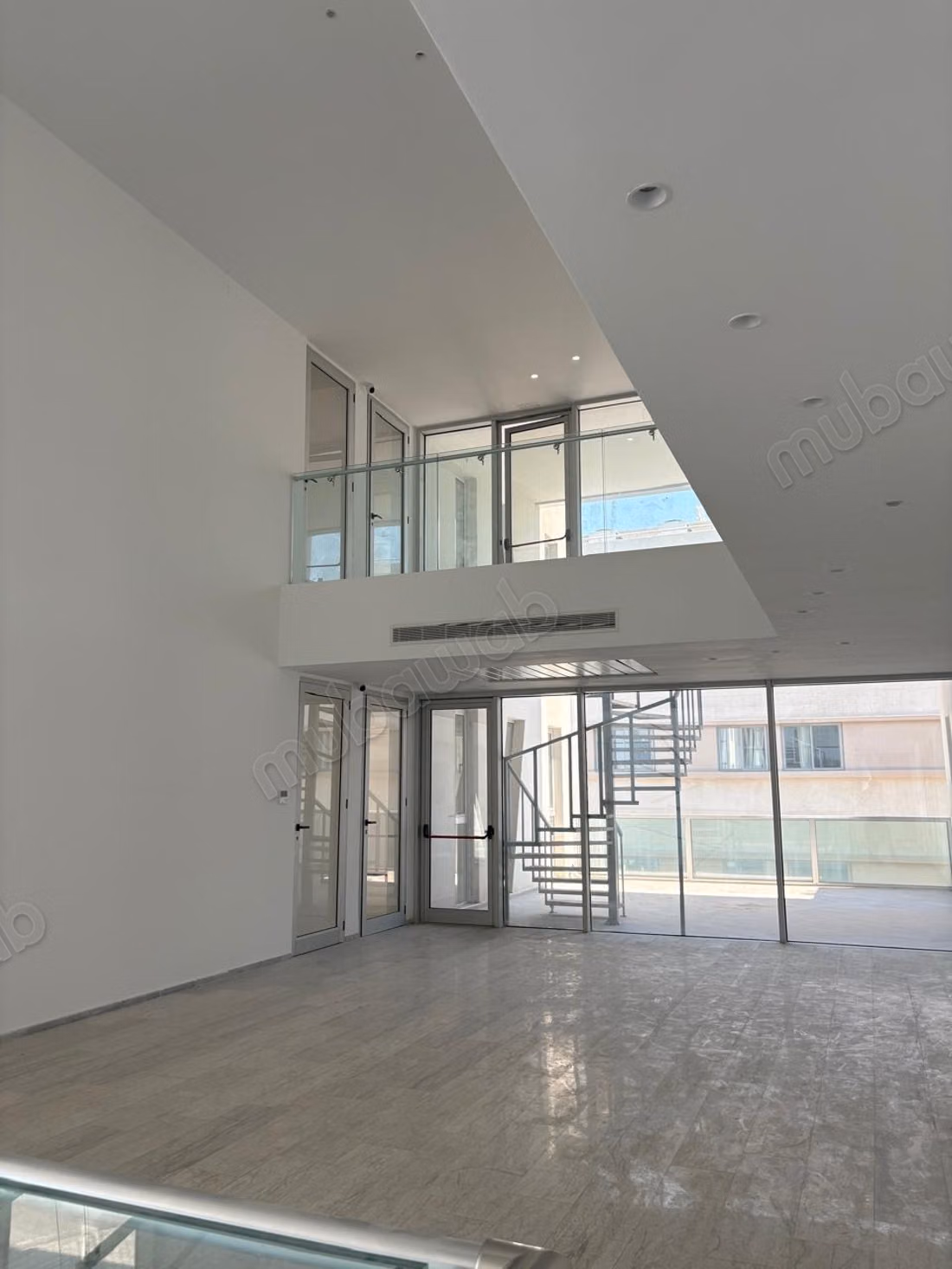 Exclusive Commercial and Office Building LAC 2