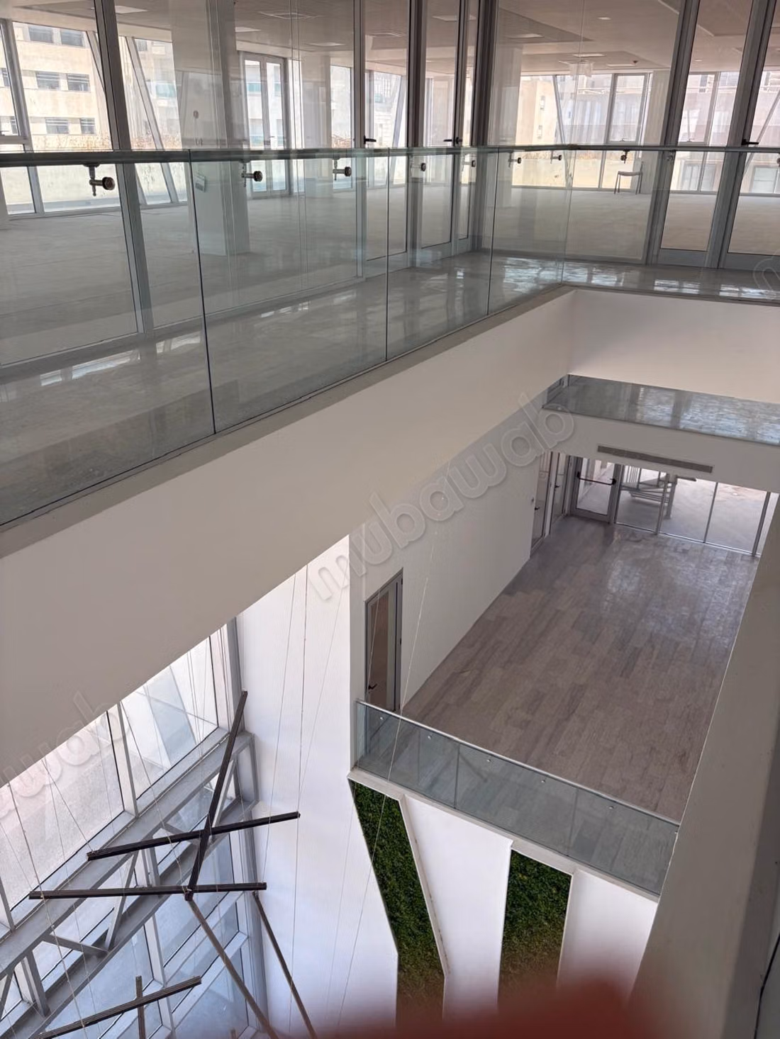 Exclusive Commercial and Office Building LAC 2