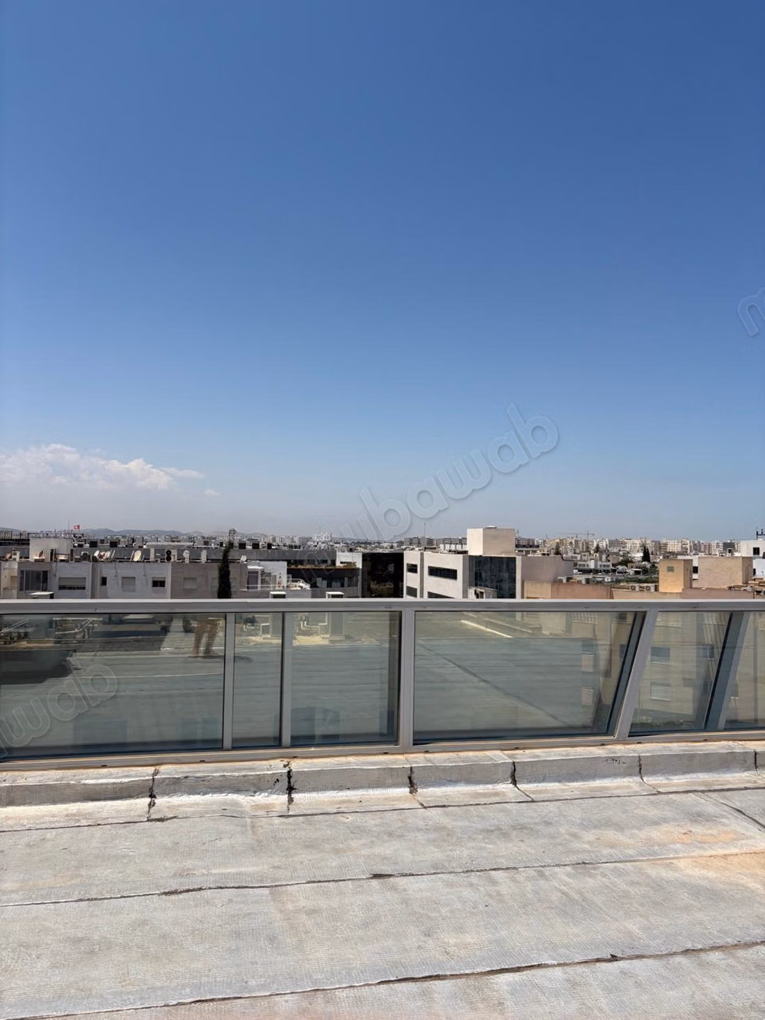 Exclusive Commercial and Office Building LAC 2