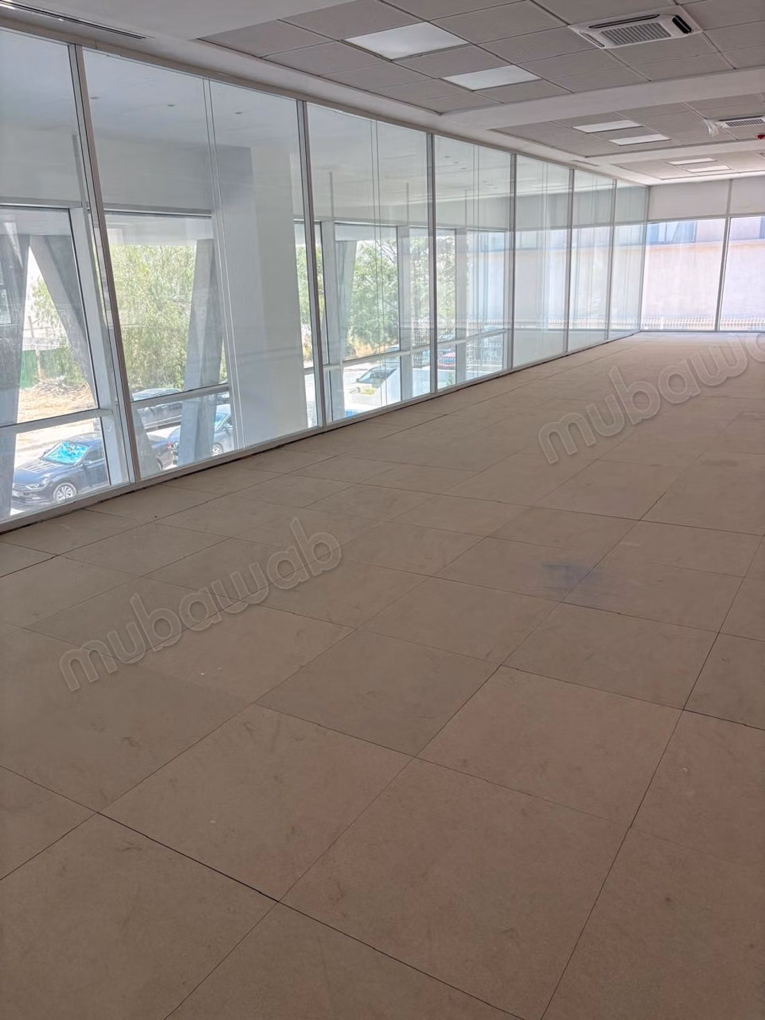 Exclusive Commercial and Office Building LAC 2