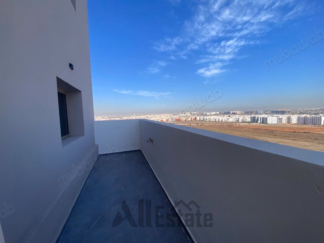 Empty apartment for rent – Sidi Maârouf, Casablanca