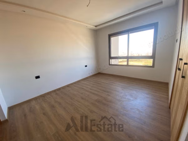 Empty apartment for rent – Sidi Maârouf, Casablanca