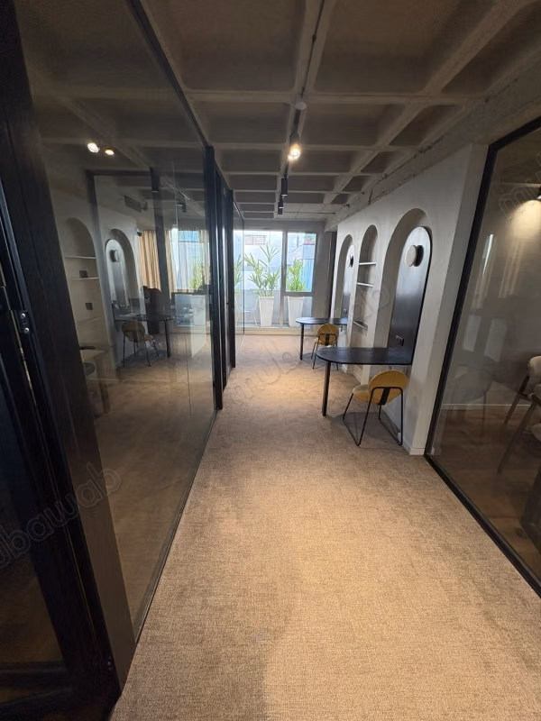 Superbe Bureau Aménagé de 150 m² – CIL
